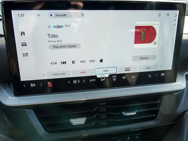 Certified 2025 Ford Explorer Platinum w/ Ultimate Package image 24