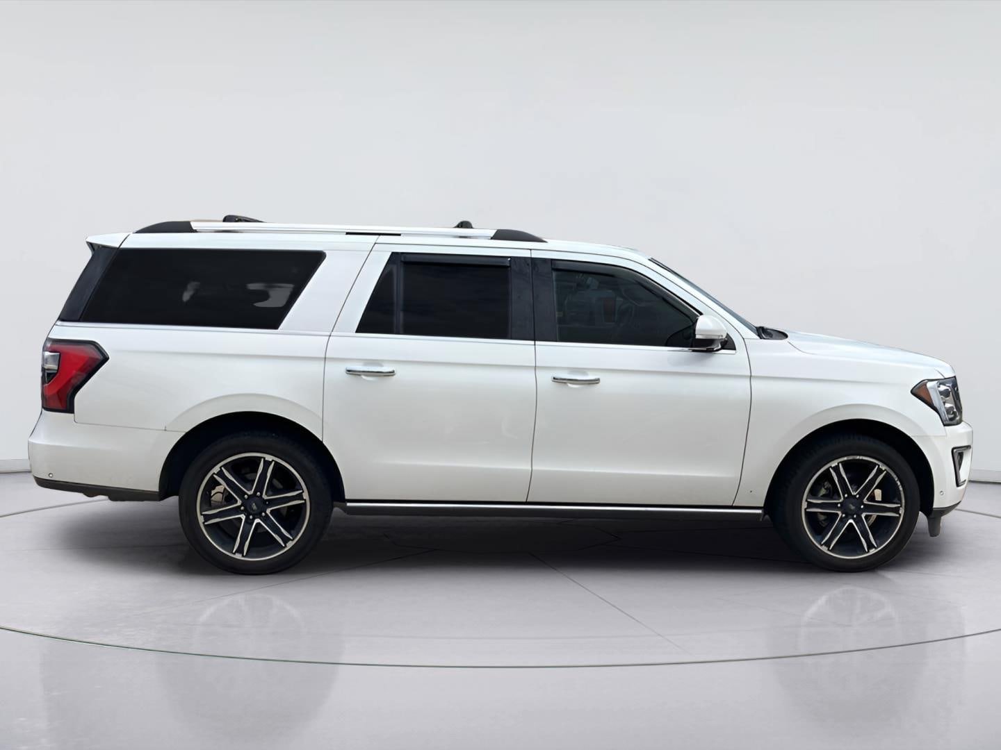 Certified 2021 Ford Expedition Max Limited RWD image 2