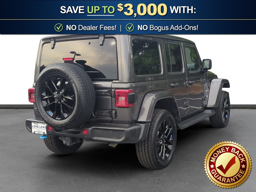 Used 2022 Jeep Wrangler Unlimited Sahara w/ Cold Weather Group AWD/4WD image 7