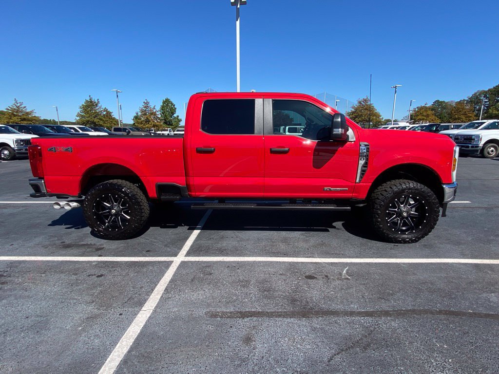 Certified 2025 Ford F250 XL w/ XL Chrome Package AWD/4WD image 8