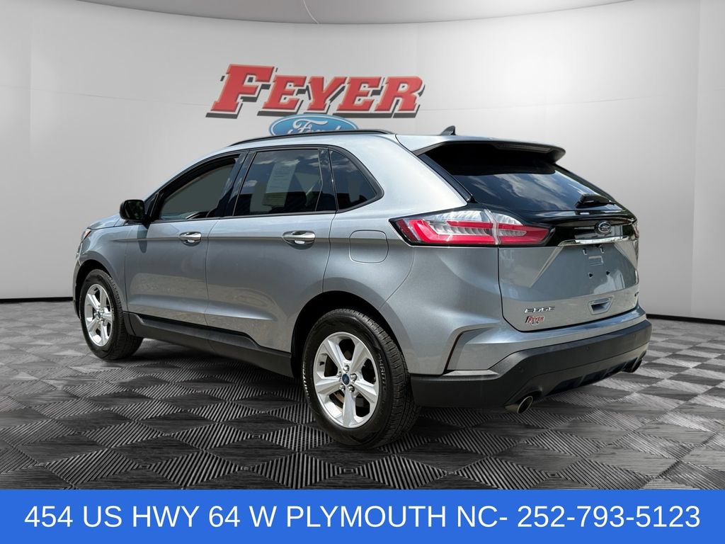 Certified 2020 Ford Edge SE FWD image 3