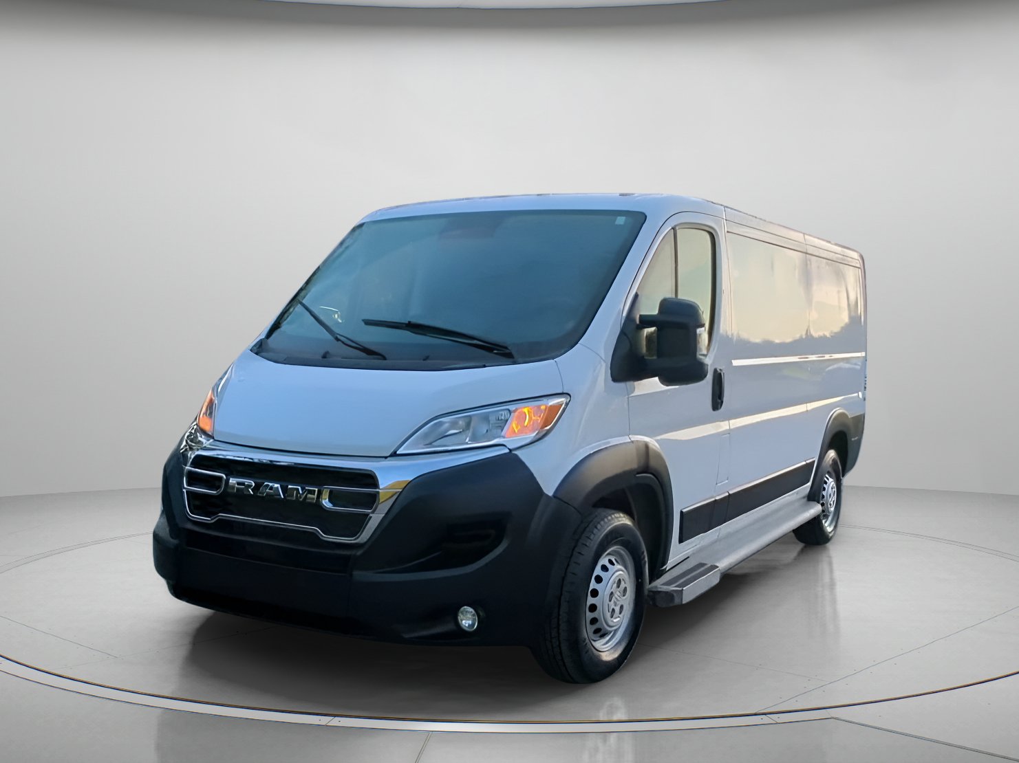Used 2025 RAM ProMaster 2500 w/ U-Haul Equipment Group FWD image 11