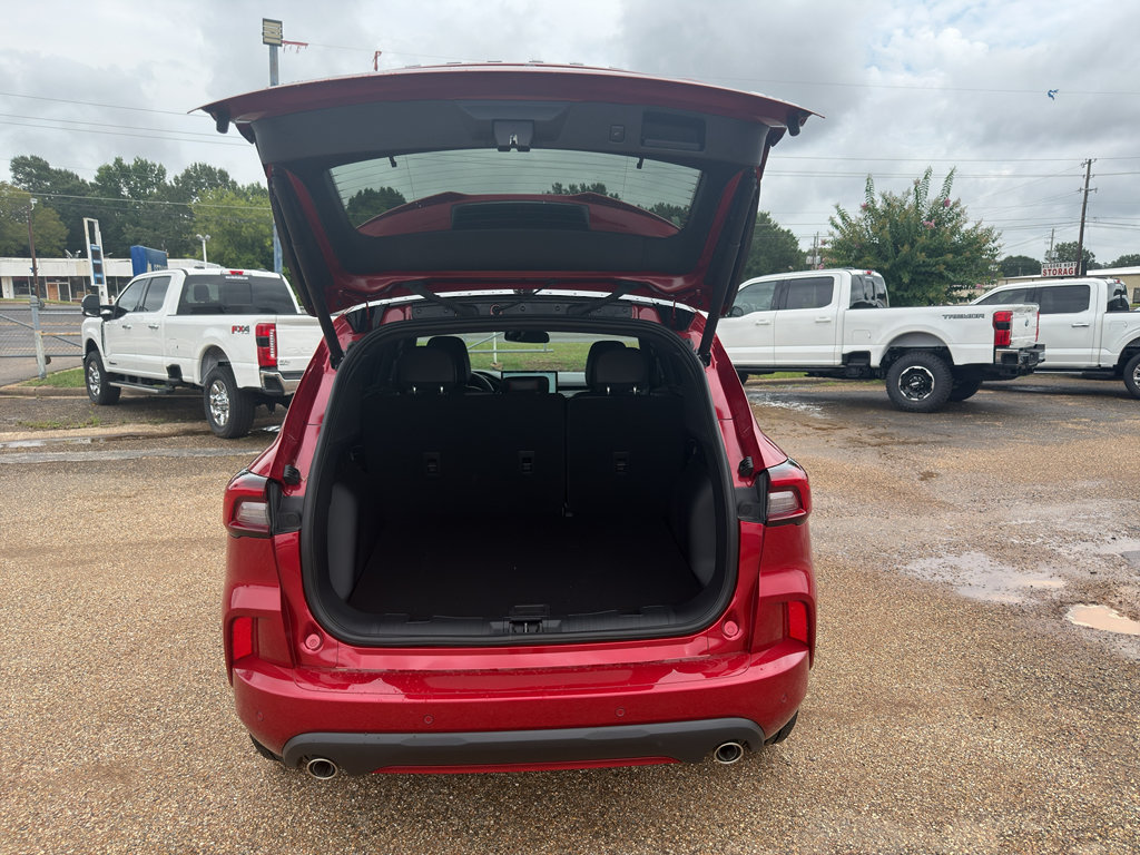 Certified 2026 Ford Escape ST-Line Elite w/ Equipment Group 501A AWD/4WD image 15