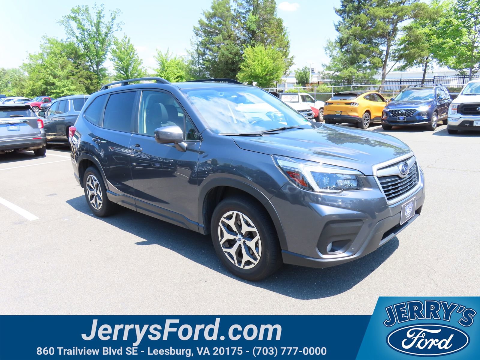 Used 2021 Subaru Forester Premium AWD/4WD image 1