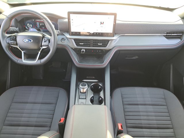 Certified 2025 Ford Explorer ST-Line image 15