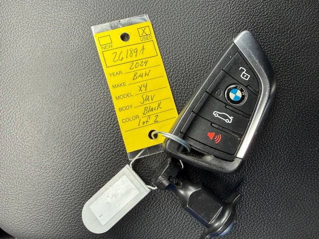 Used 2024 BMW X4 xDrive30i AWD/4WD image 37
