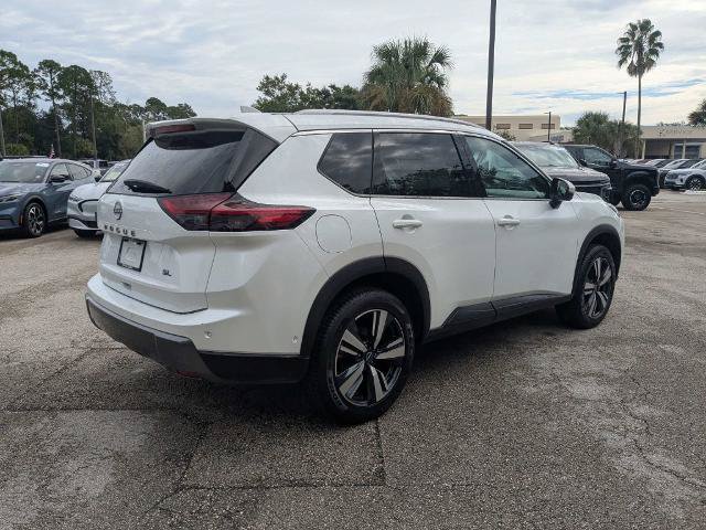 Used 2026 Nissan Rogue SL FWD image 4