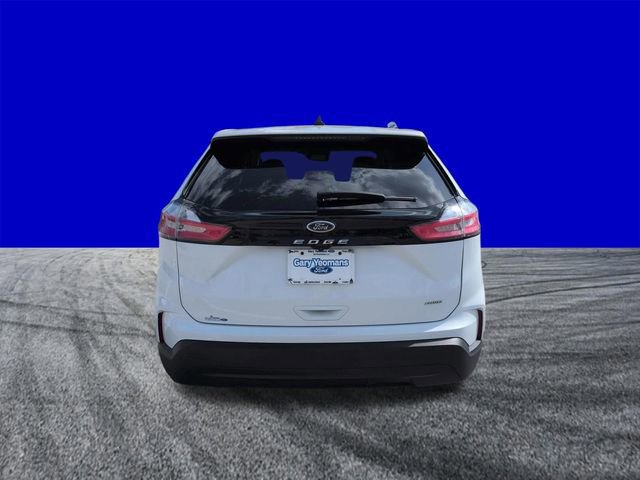 Certified 2023 Ford Edge SE image 4