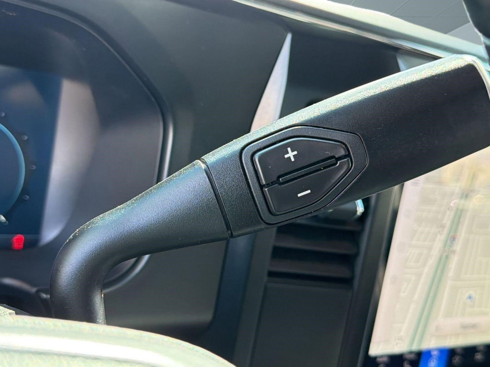 Certified 2024 Ford F250 Lariat w/ Black Appearance Package image 27