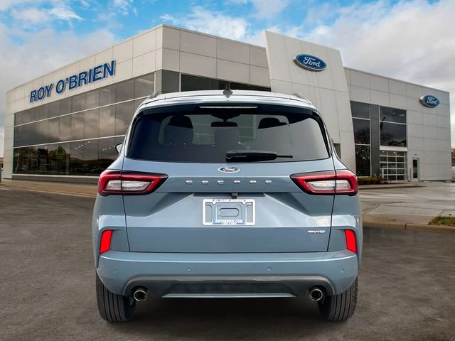 Certified 2024 Ford Escape ST-Line w/ Tech Pack #1 AWD/4WD image 4