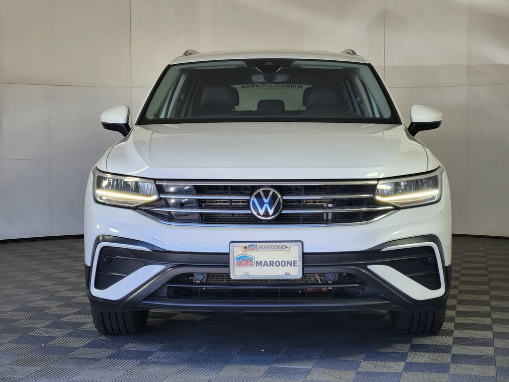 Used 2023 Volkswagen Tiguan SE FWD image 2