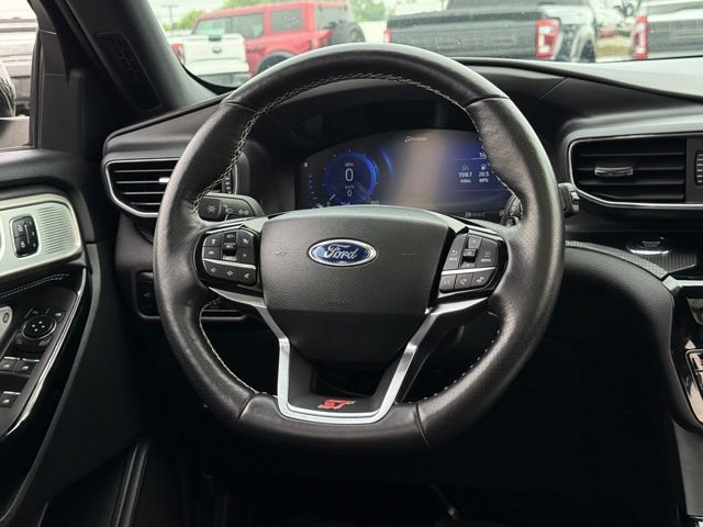 Certified 2023 Ford Explorer ST w/ Technology Package AWD/4WD image 7