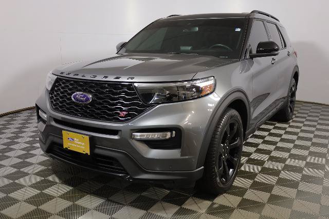 Certified 2023 Ford Explorer ST w/ Equipment Group 401A AWD/4WD image 3