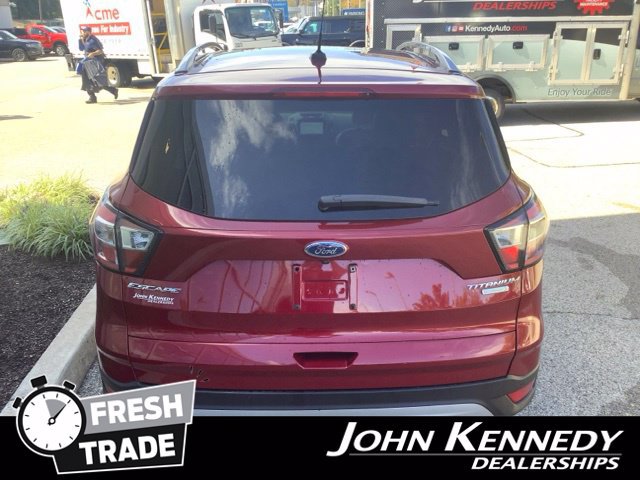 Certified 2017 Ford Escape Titanium FWD image 4