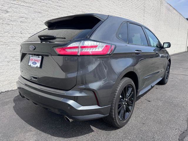 Certified 2020 Ford Edge ST-Line w/ Cold Weather Package AWD/4WD image 9
