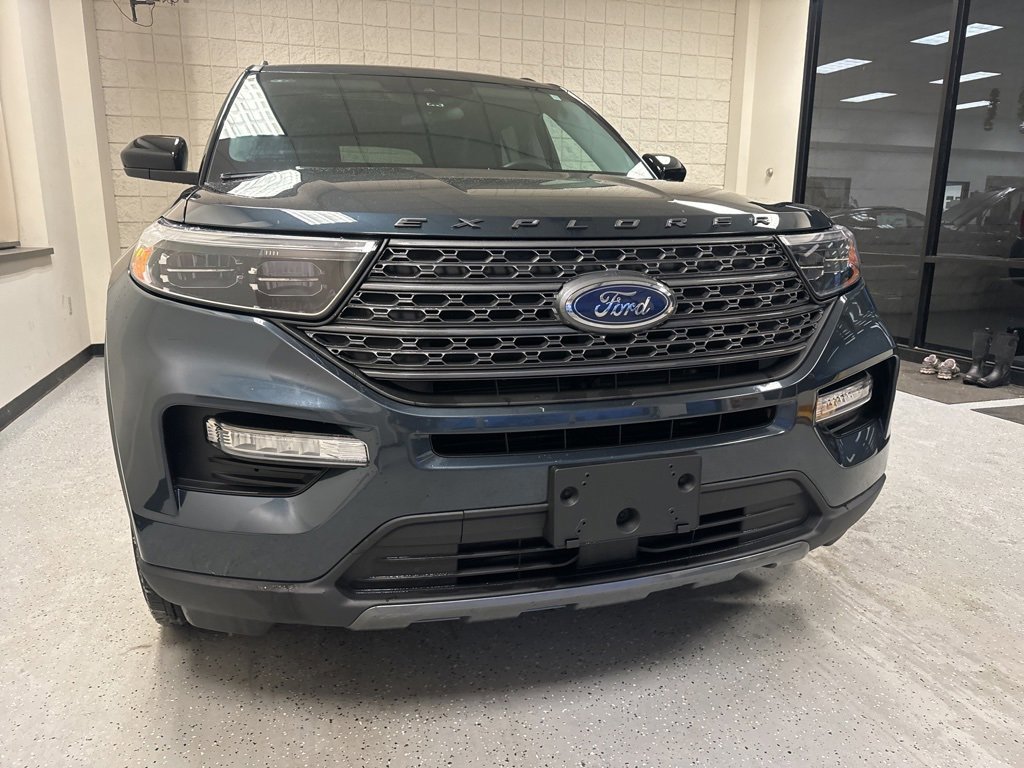 Certified 2023 Ford Explorer XLT w/ Equipment Group 202A image 16