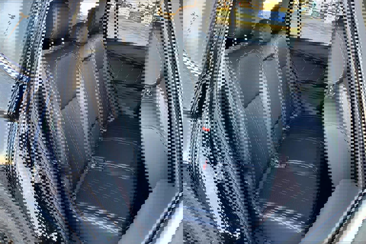 Used 2024 Volkswagen Tiguan SE image 17