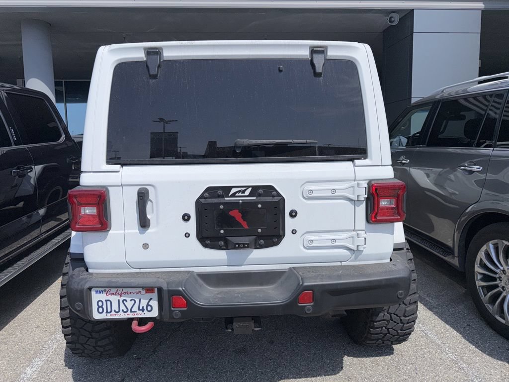 Used 2018 Jeep Wrangler Unlimited Rubicon AWD/4WD image 3