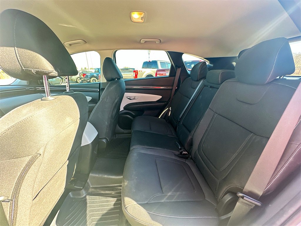 Used 2023 Hyundai Tucson SE image 17