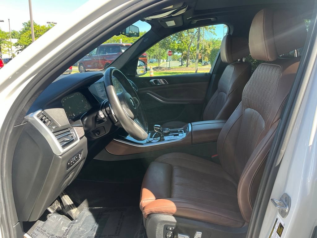 Used 2021 BMW X5 M50i w/ Executive Package AWD/4WD image 24