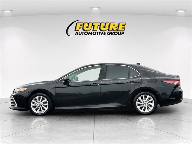 Used 2023 Toyota Camry LE video 2
