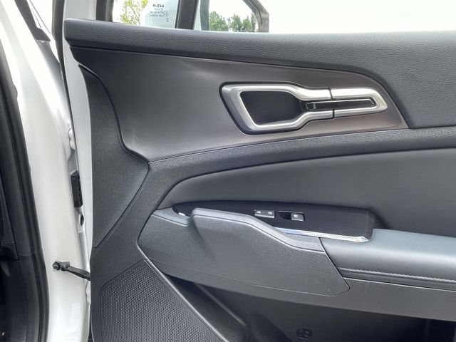 Used 2023 Kia Sportage EX FWD image 30