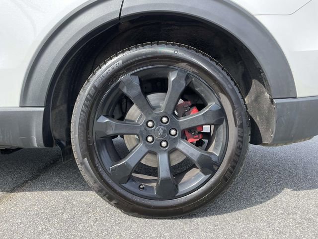 Certified 2022 Ford Explorer ST w/ Equipment Group 401A image 9