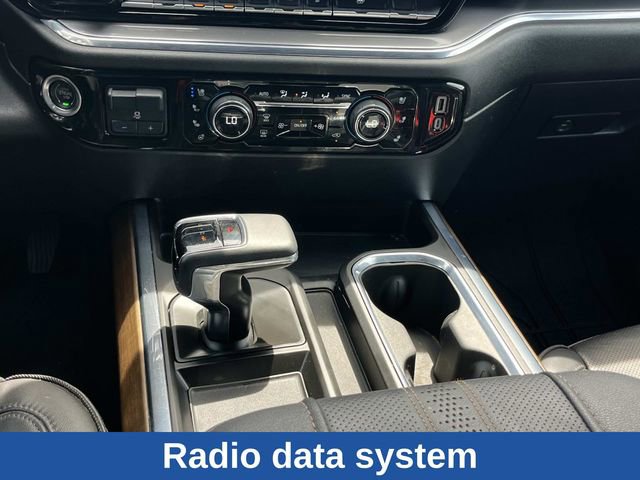 Used 2024 Chevrolet Silverado 1500 High Country w/ High Country Premium Package AWD/4WD image 21
