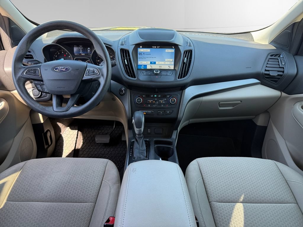 Certified 2019 Ford Escape SE FWD image 10