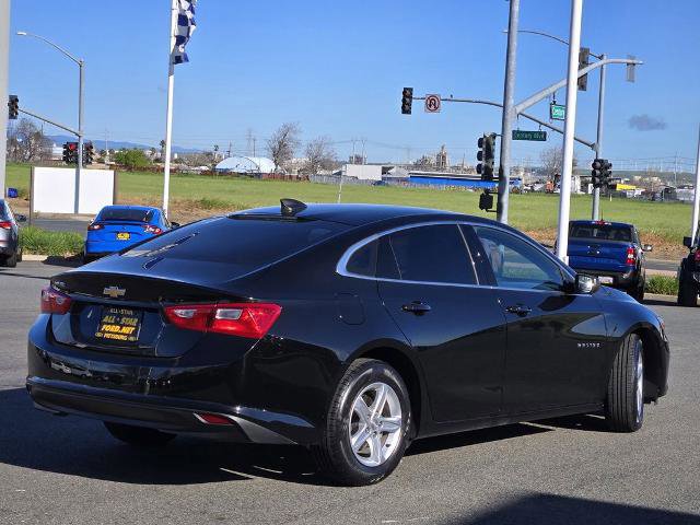 Used 2023 Chevrolet Malibu LS image 5