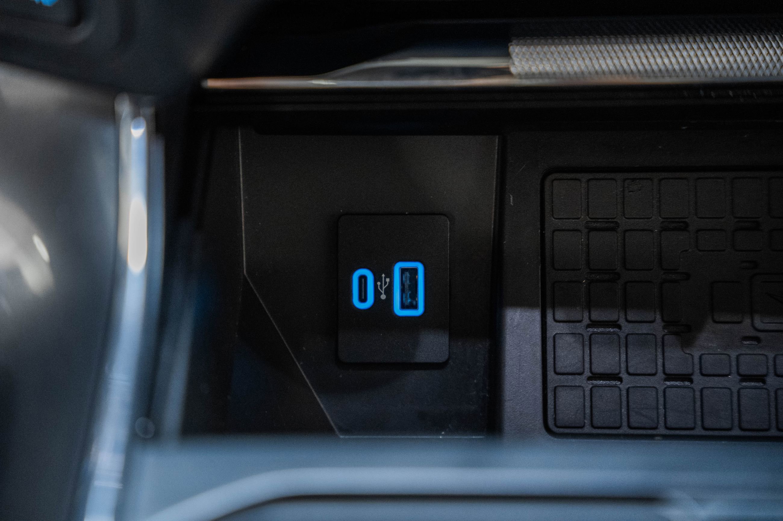 Certified 2023 Ford F150 Lariat w/ Equipment Group 502A High image 34