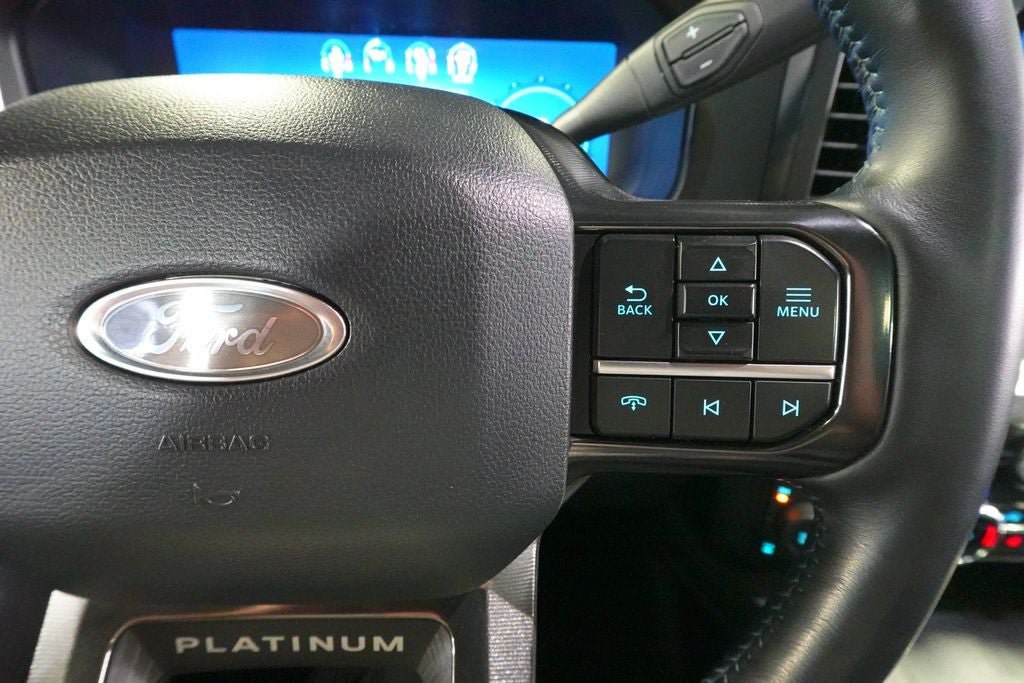 Certified 2025 Ford F250 Platinum w/ FX4 Off-Road Package AWD/4WD image 14