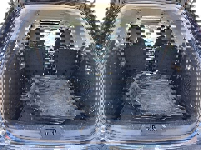 Certified 2022 Ford Explorer XLT w/ Equipment Group 202A image 15