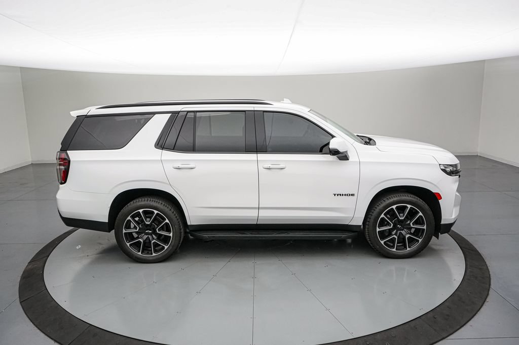 Used 2022 Chevrolet Tahoe RST w/ Luxury Package AWD/4WD image 3