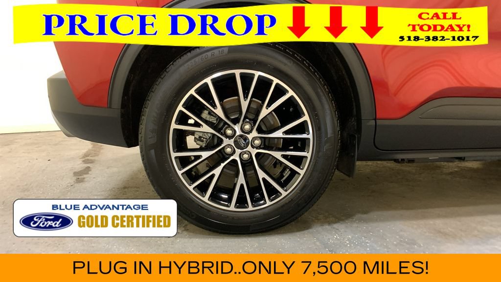Certified 2026 Ford Escape SE FWD image 14