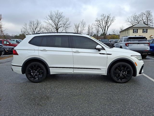 Used 2022 Volkswagen Tiguan SEL R-Line image 13