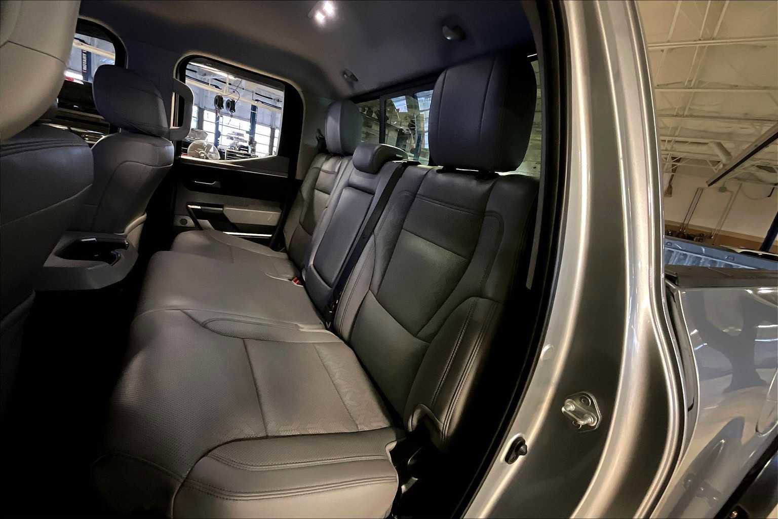 Used 2022 Toyota Tundra Limited image 38