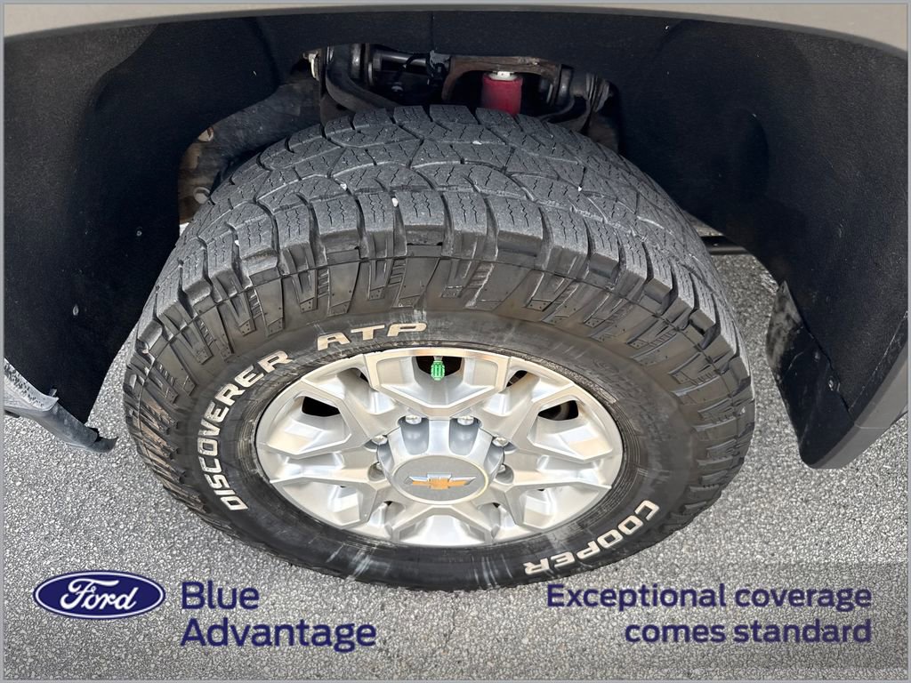 Used 2023 Chevrolet Silverado 2500 LT w/ Convenience Package image 12