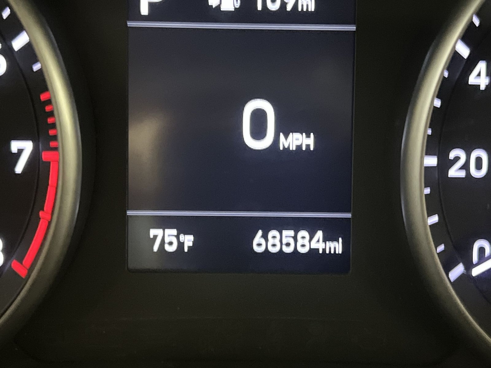 Used 2018 Hyundai Elantra GT FWD image 17