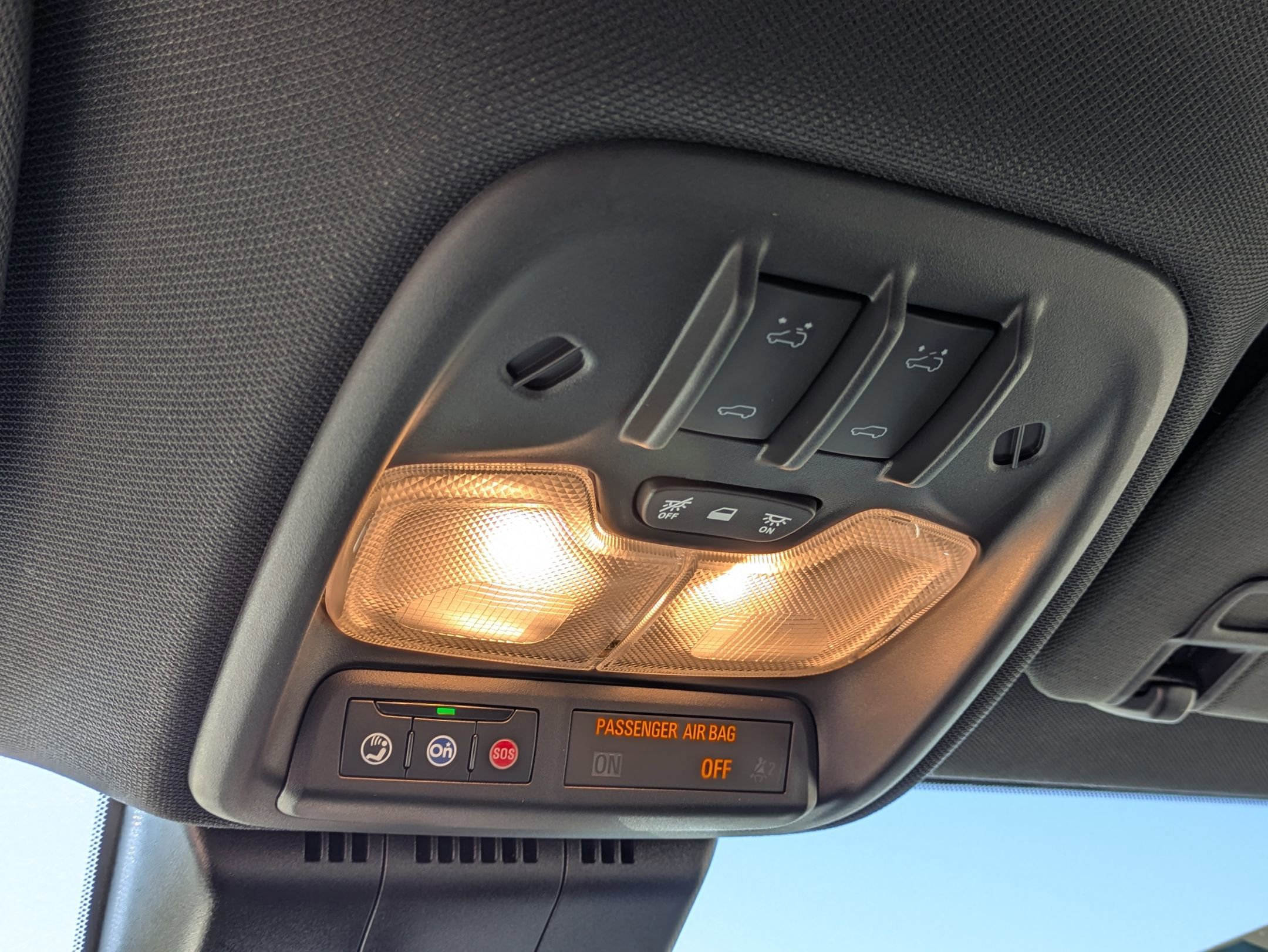 Used 2025 Chevrolet Colorado Z71 w/ Technology Package image 27