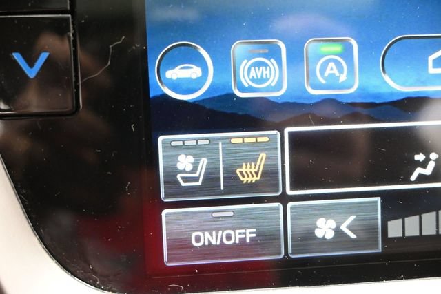 Used 2024 Subaru Outback Touring XT AWD/4WD image 25