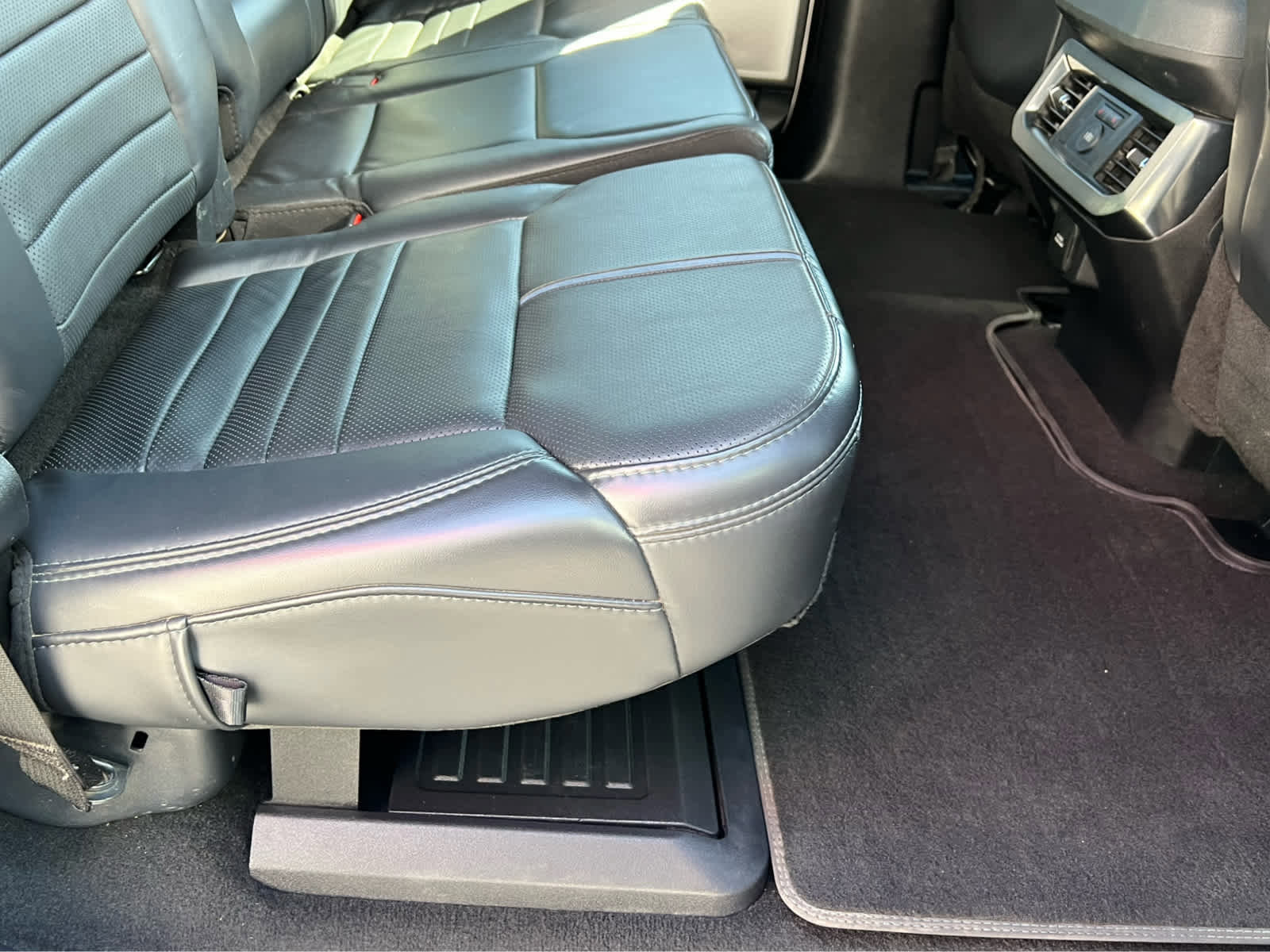 Certified 2025 Ford F350 Platinum image 23