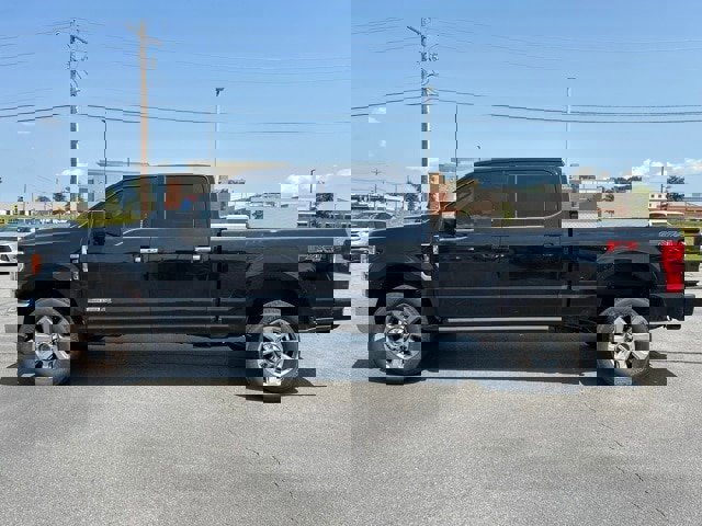 Certified 2017 Ford F350 Platinum w/ Platinum Ultimate Package image 4