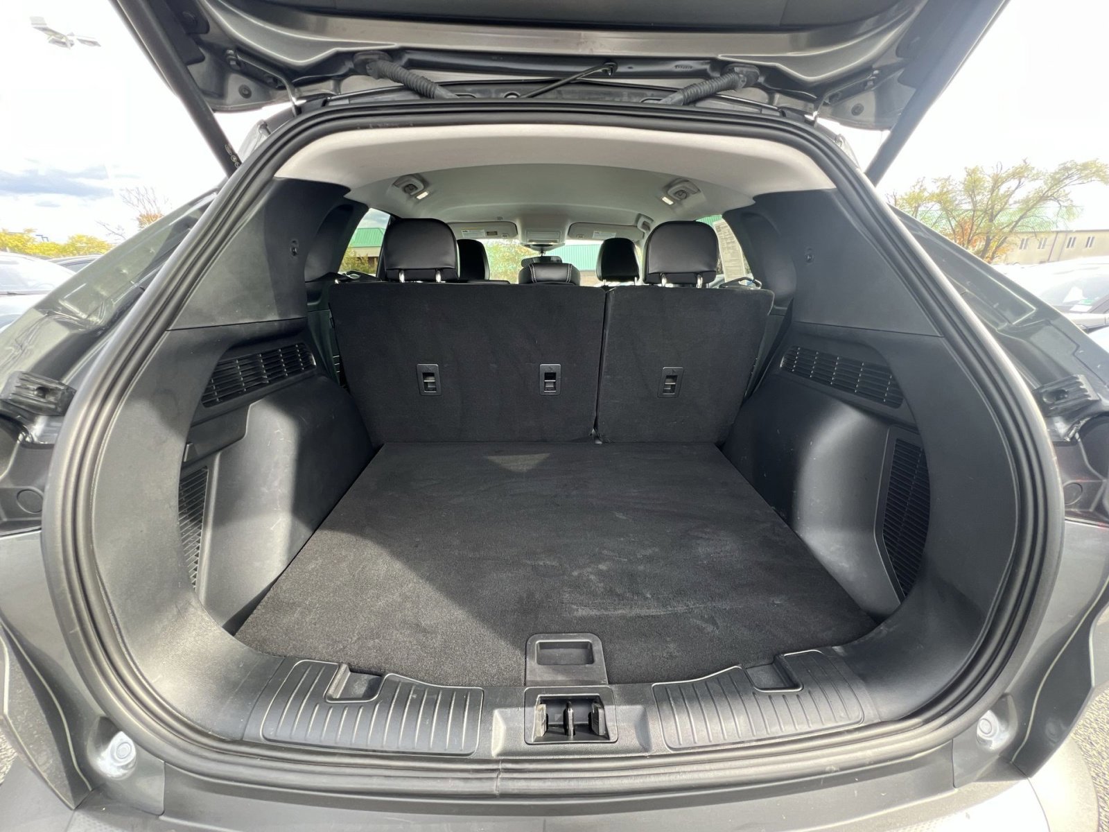 Certified 2025 Ford Escape SE image 25