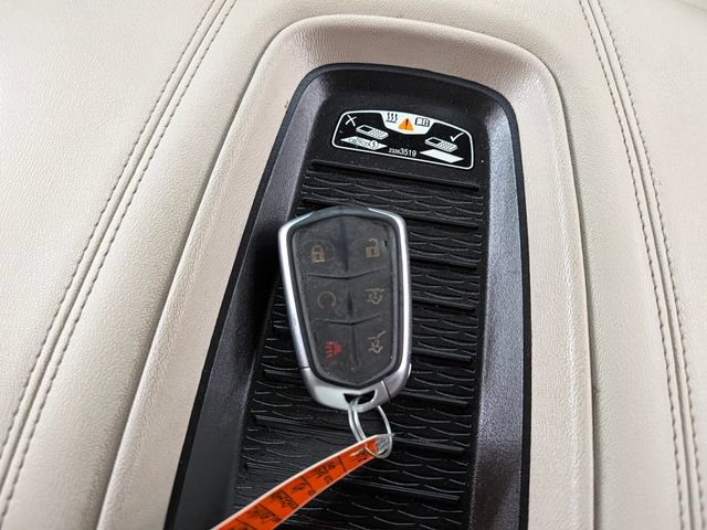 Used 2019 Cadillac Escalade Luxury AWD/4WD image 38