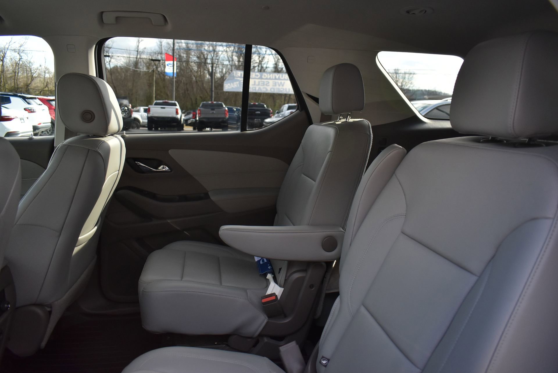 Used 2020 Chevrolet Traverse Premier image 18