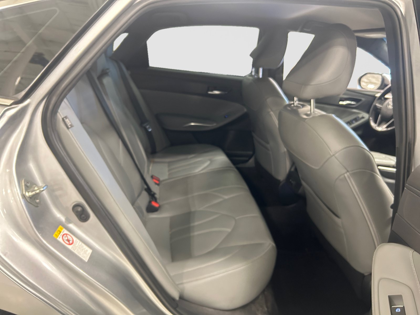 Used 2019 Toyota Avalon XLE FWD image 15