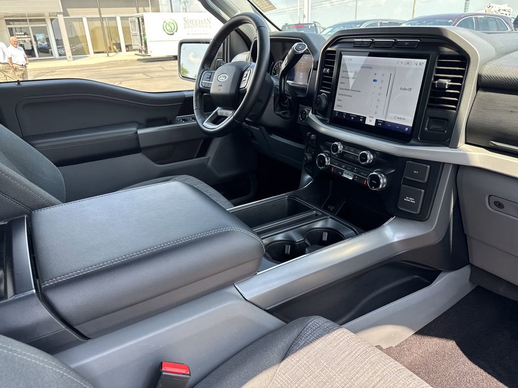 Certified 2022 Ford F150 XLT w/ Equipment Group 302A High image 18