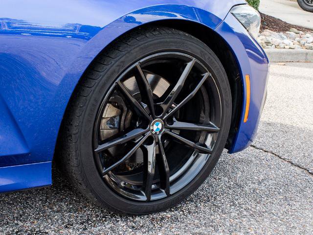 Used 2022 BMW 330i Sedan w/ M Sport Package image 8