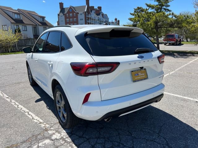 Certified 2023 Ford Escape ST-Line w/ Tech Pack #1 AWD/4WD image 8